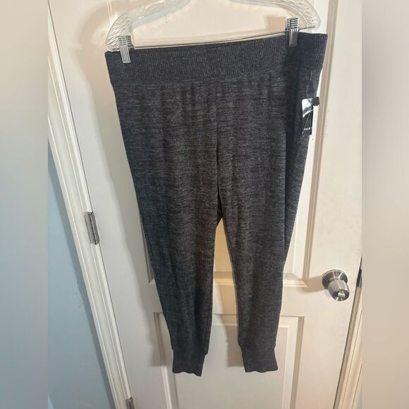 Torrid Charcoal Gray joggers super soft size 1X NWT - Picture 1 of 3